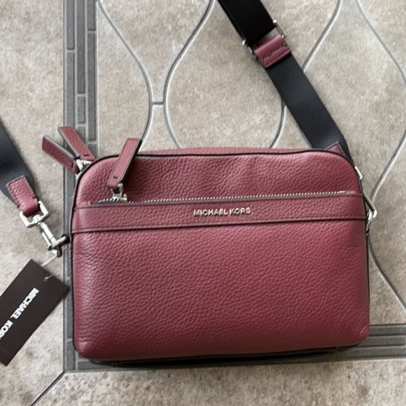 Michael Kors Cooper Utility Crossbody Leather Merlot - Picture 1 of 16